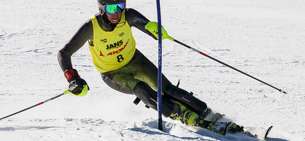 Masters ski racing