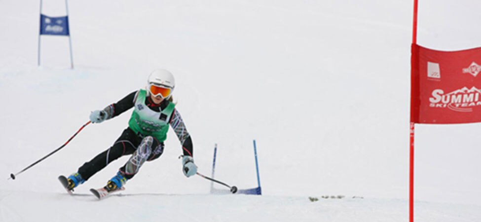 Juniors ski racing