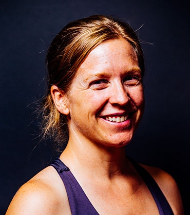Carolyn Holliday, Jans Expert