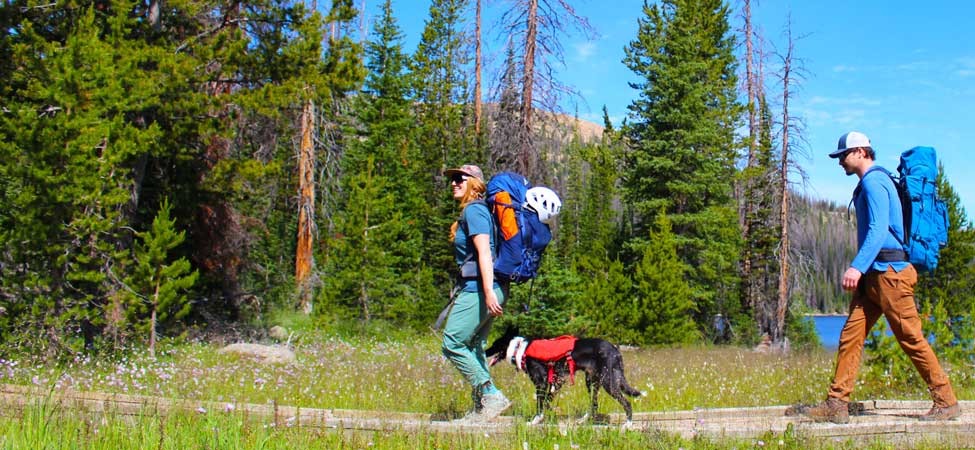 Jans experts hiking in the Uinta Mountains, Utah.