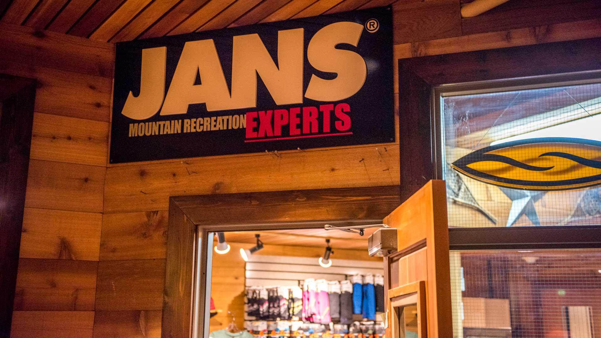 Outside view of Jans at Silver Lake Lodge
